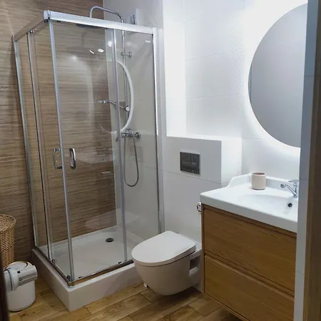 Piaskowy Z Parkingiem Zewnetrznym Колобжег